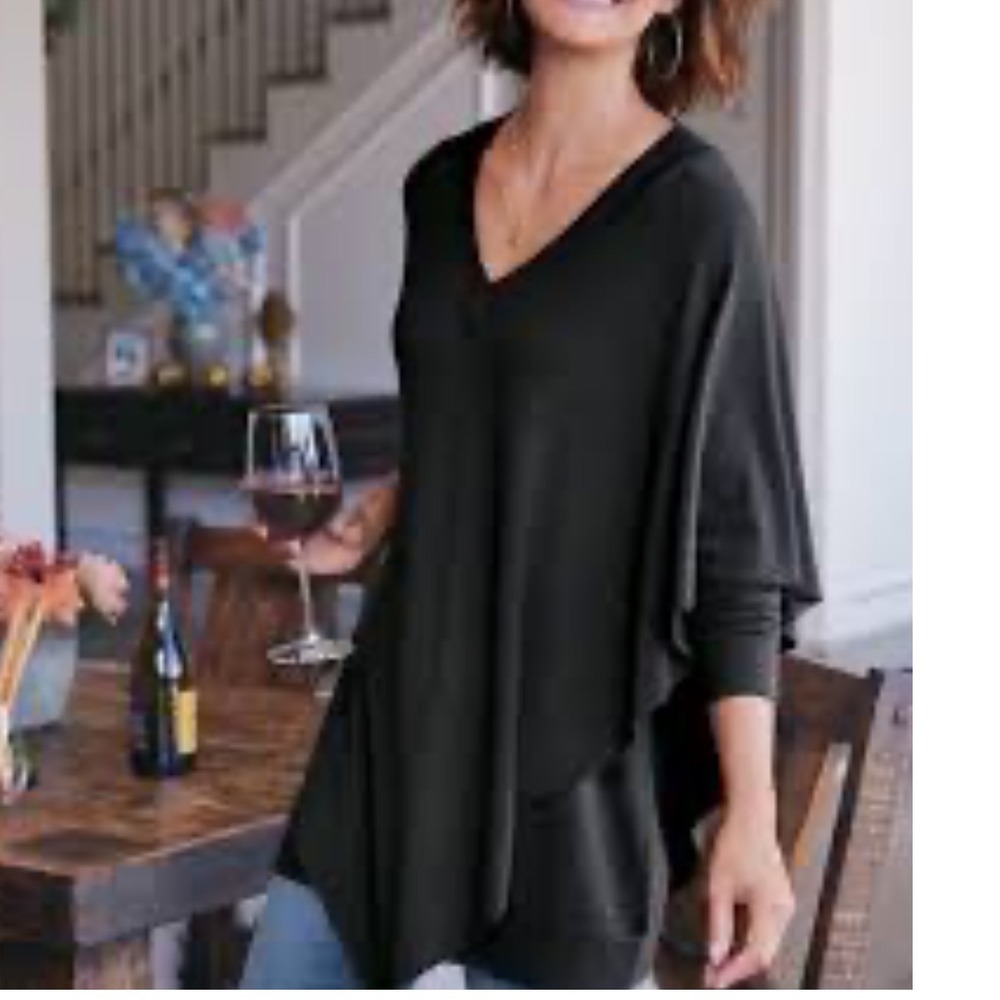 Soft Surroundings Madeline Asymmetrical Black Tunic Top Size 1X - Picture 9 of 9